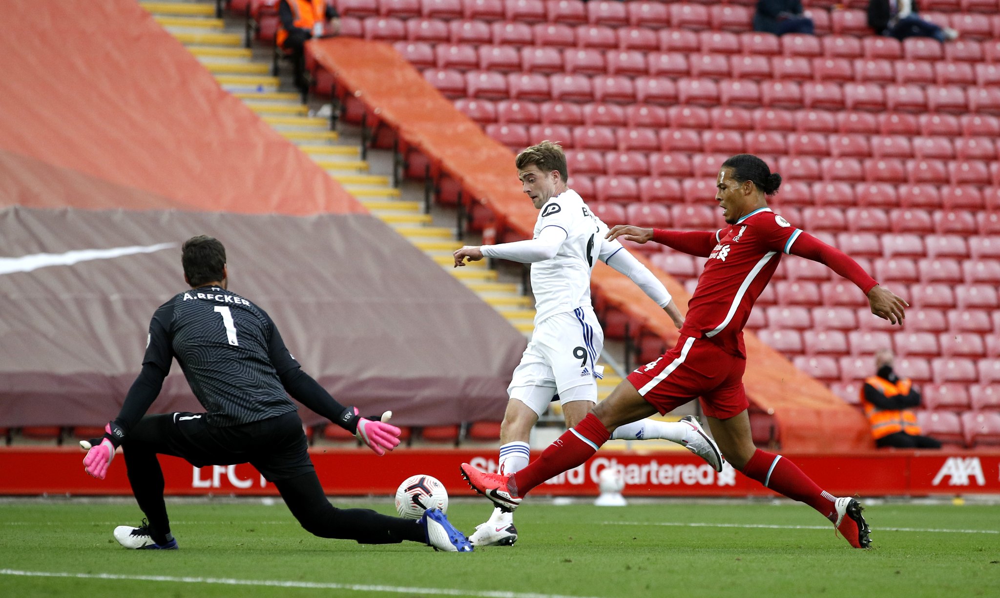 還是防守上 還是防守上